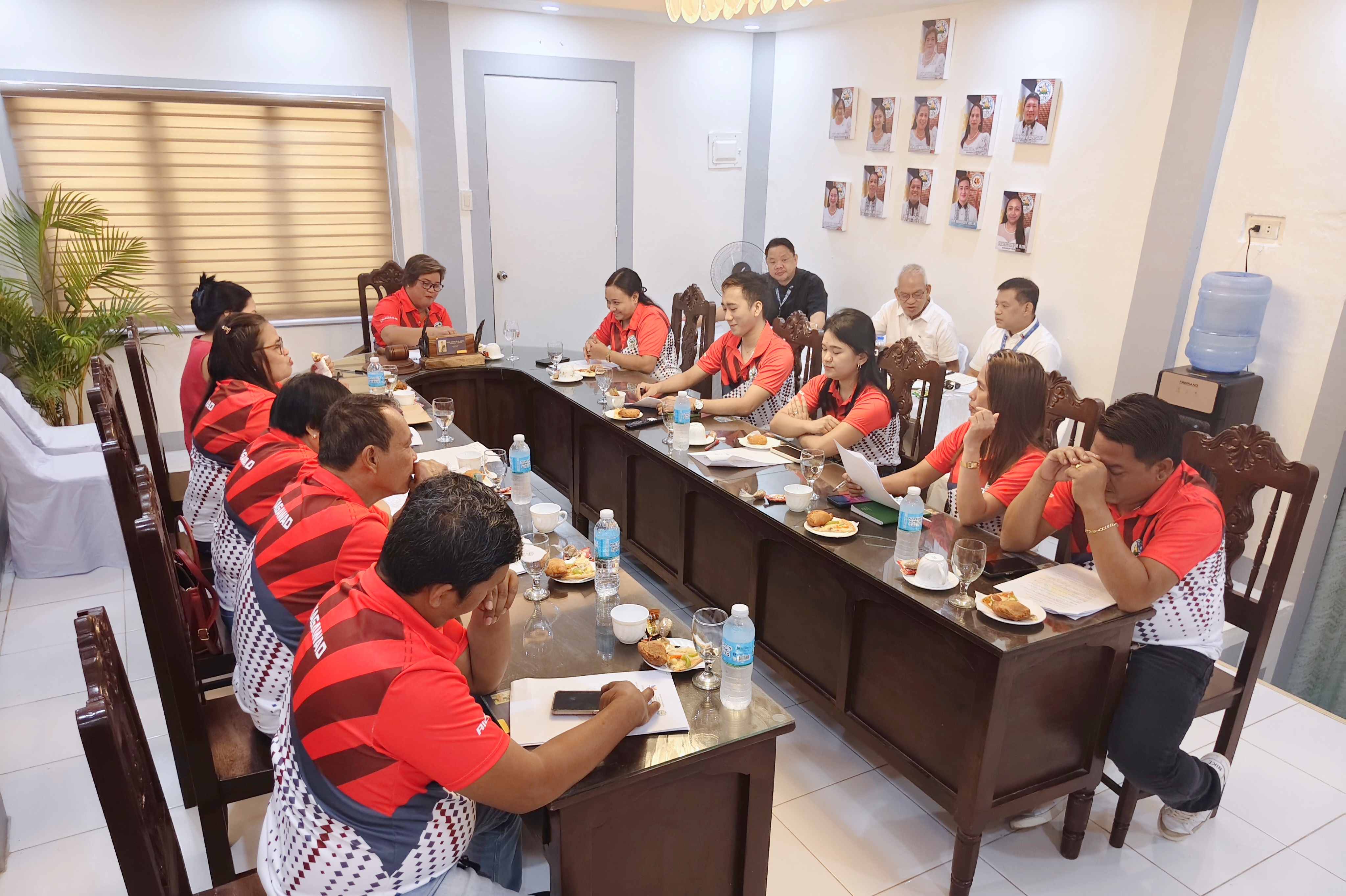 Forum on Legislative Processes and Document Filling continues in Barangay Arado, Palo, Leyte, led by the Committee on Rules and supported by SB consultant and staffs.