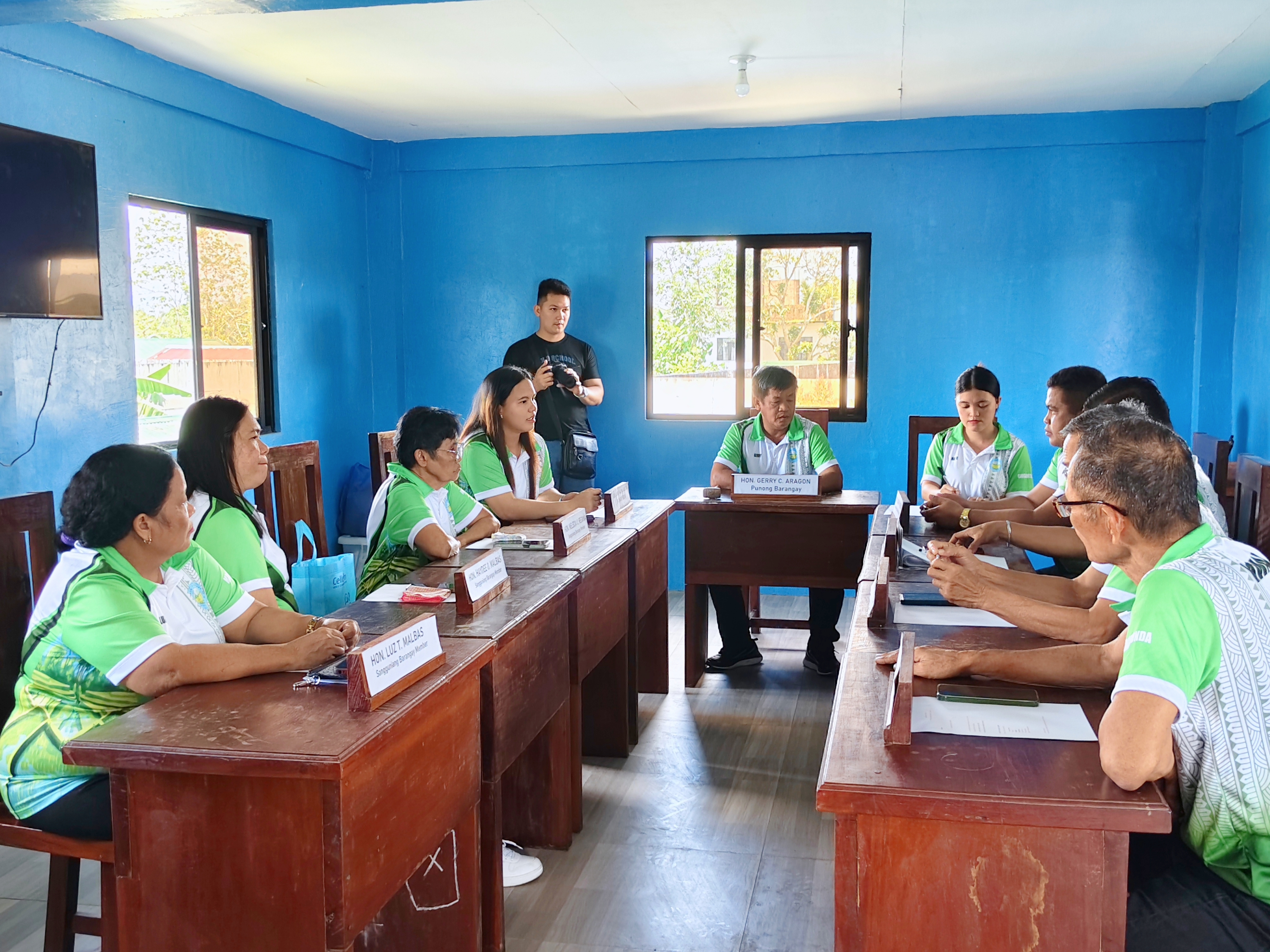 Forum on Legislative Processes and Document Filling continues in Barangay Teraza, Palo, Leyte, led by the Committee on Rules and supported by SB consultant and staffs.